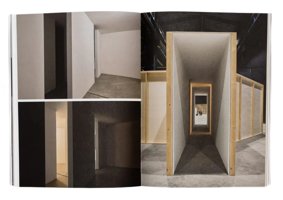 BRUCE NAUMAN / Neons Corridors Rooms