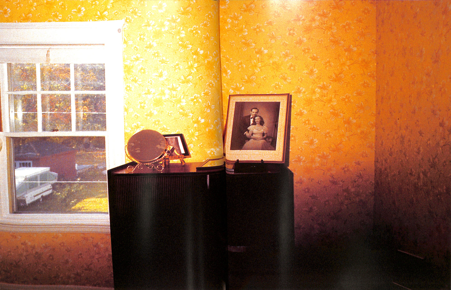 NAN GOLDIN / COUPLES AND LONELINESS